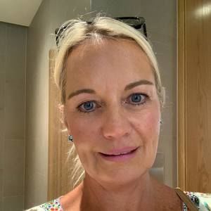 Meet your Posher, Desiree